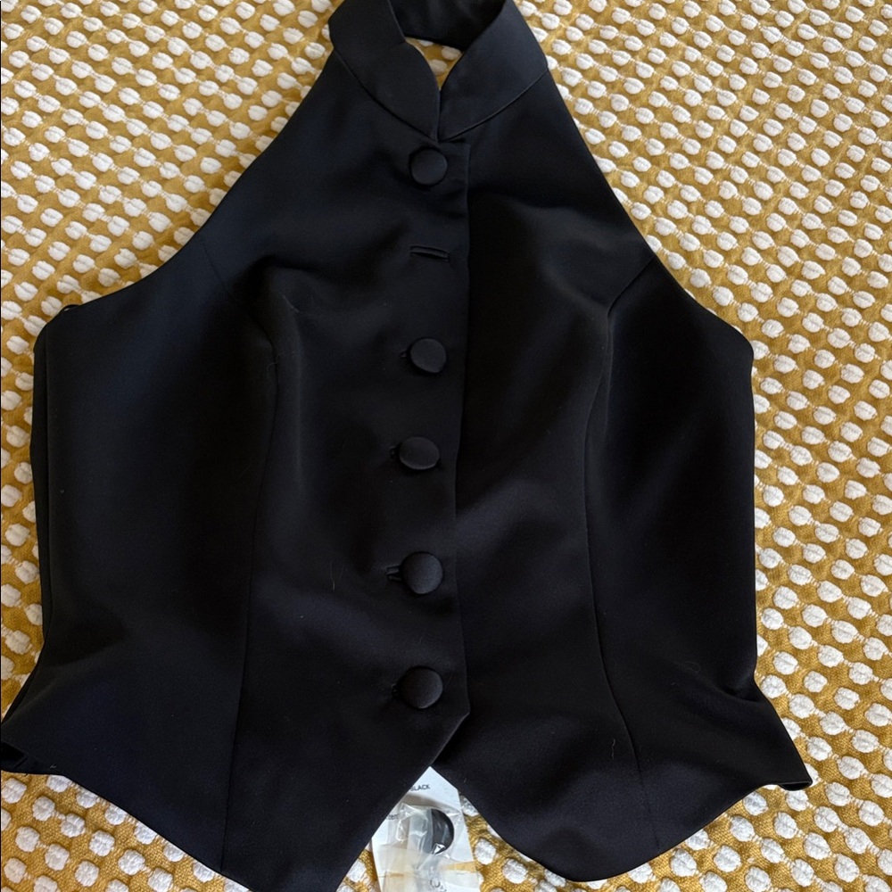 Zara Elegant Black Buttoned Blouse